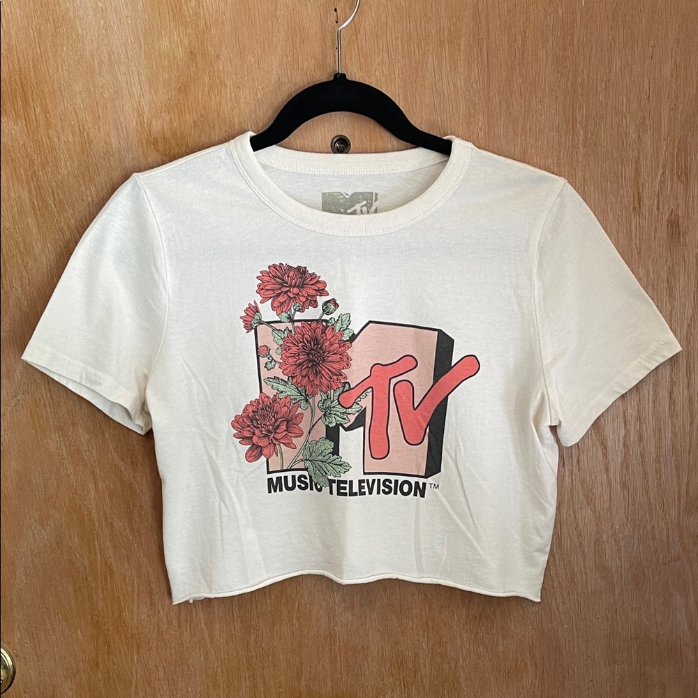MTV Logo Tee in Cream and Black